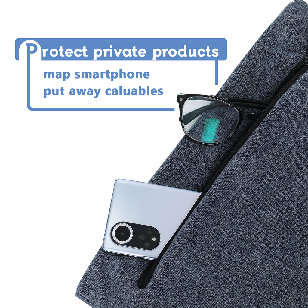 Fitness towel with zipper pocket